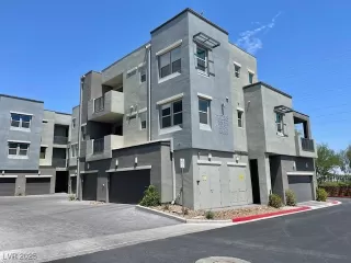 Photo #1: 2660143 Listing 