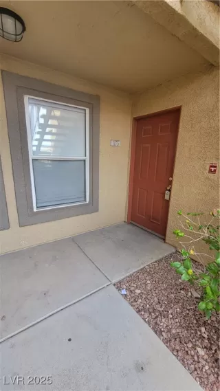 Photo #1: 2660153 Listing 