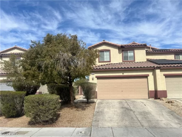 MLS: 2660159 Condo For Sale