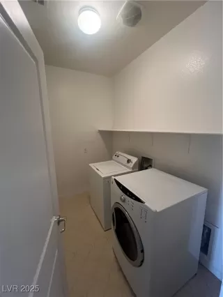 Photo #6: 2660159 Listing 