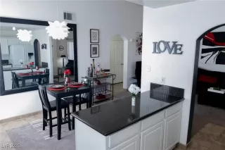 Photo #3: 2660164 Listing