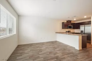 Photo #6: 2660183 Listing 