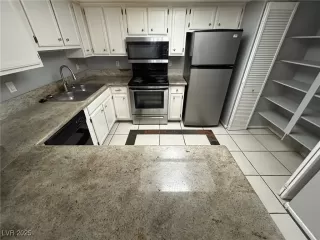 Photo #2: 2660187 Listing 