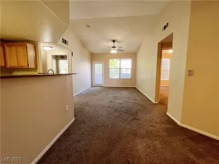 Photo #5: 2660221 Listing 