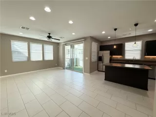 Photo #5: 2660233 Listing 