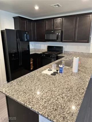 Photo #2: 2660350 Listing 