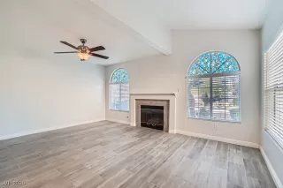 Photo #5: 2660355 Listing