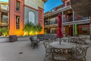 Photo #3: 2660385 Listing 