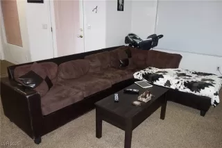 Photo #6: 2660403 Listing 