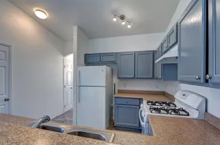 Photo #5: 2660406 Listing 