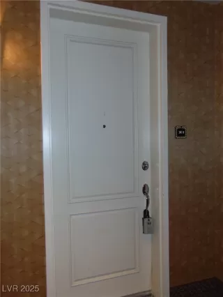 Photo #2: 2660409 Listing 