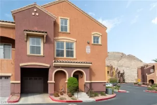 Photo #3: 2660412 Listing