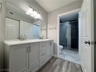 Photo #5: 2660417 Listing 