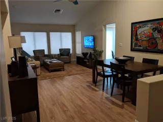 Photo #3: 2660419 Listing 