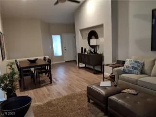 Photo #4: 2660419 Listing 