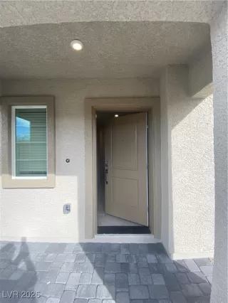 Photo #1: 2660452 Listing 