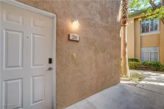 Photo #3: 2660463 Listing 