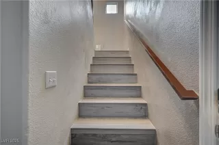 Photo #5: 2660463 Listing 