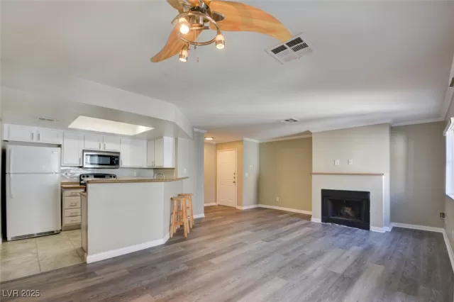 MLS: 2660496 Condo For Sale