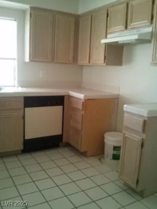 Photo #4: 2660534 Listing 