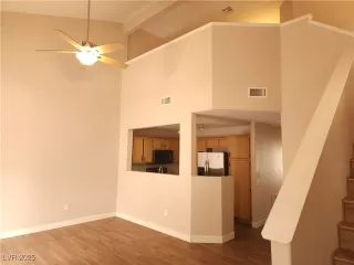 Photo #2: 2660541 Listing 