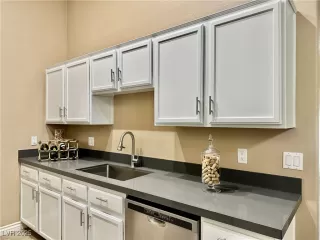 Photo #2: 2660566 Listing 