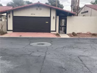 More Details about MLS # 2660568 : 4204 BLUE HERON COURT
