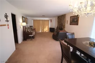Photo #4: 2660568 Listing