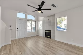 Photo #5: 2660604 Listing