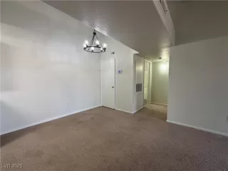 Photo #6: 2660616 Listing 