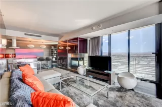 Photo #6: 2660623 Listing 