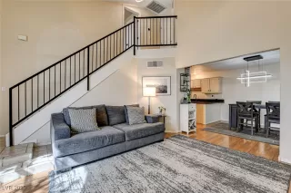 Photo #2: 2660631 Listing 