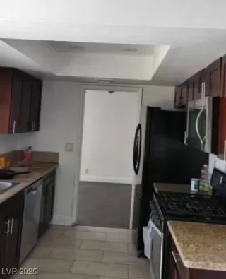 Photo #3: 2660639 Listing 