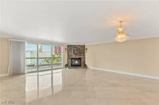 Photo #2: 2660682 Listing