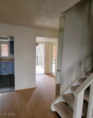 Photo #6: 2660704 Listing