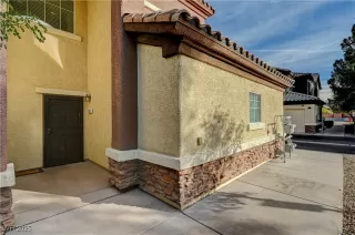 Photo #5: 2660716 Listing 