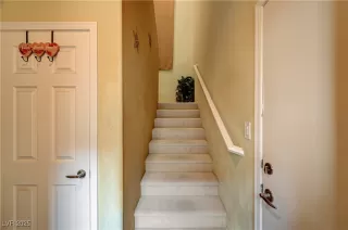 Photo #6: 2660716 Listing 