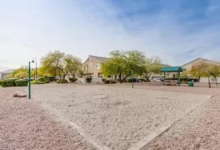 Photo #5: 2660728 Listing 