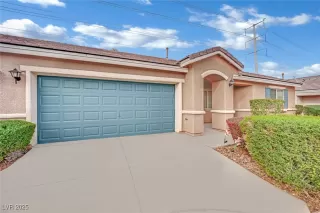 Photo #1: 2660761 Listing