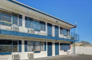 Photo #2: 2660779 Listing 