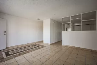 Photo #6: 2660779 Listing 