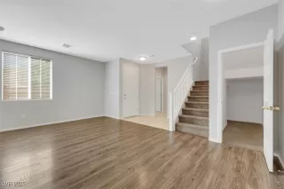 Photo #3: 2660793 Listing 