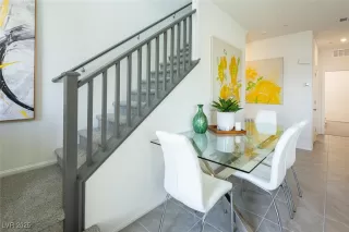 Photo #4: 2660805 Listing 