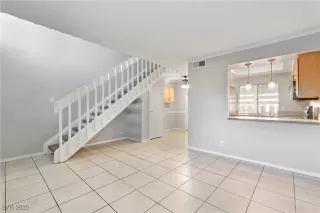 Photo #3: 2660826 Listing 