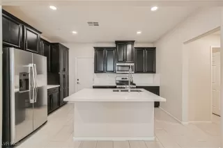 Photo #4: 2660845 Listing 