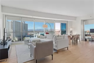 Photo #2: 2660866 Listing 