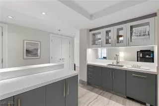 Photo #6: 2660866 Listing 