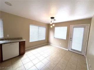 Photo #1: 2660887 Listing 