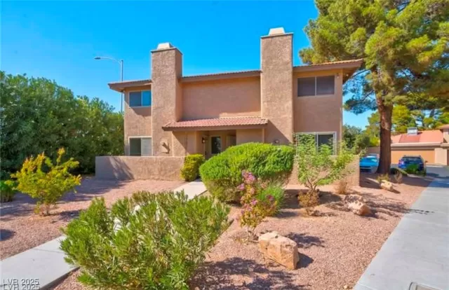 MLS: 2660937 Condo For Sale