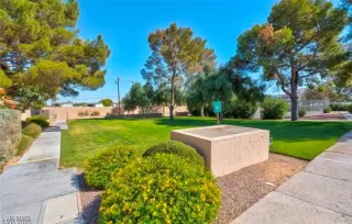 Photo #1: 2660937 Listing 